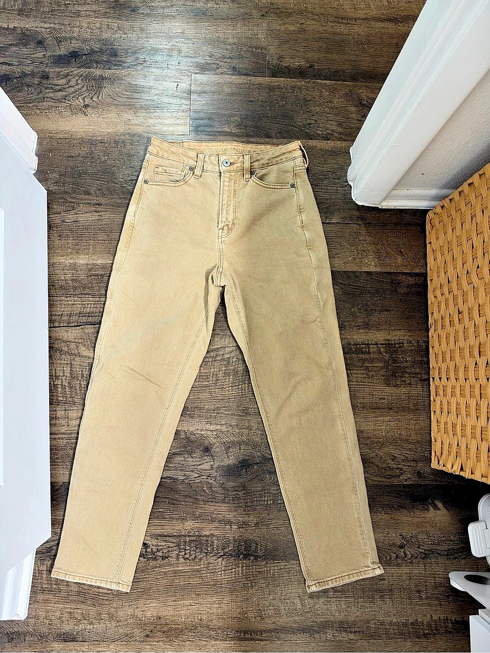 American Eagle Regular Straight Leg Pants Beige Size 4